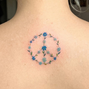 Femme Couleur Illustratif tatouage sur Dos #63531 | Artiste tatoueur marta.tatts