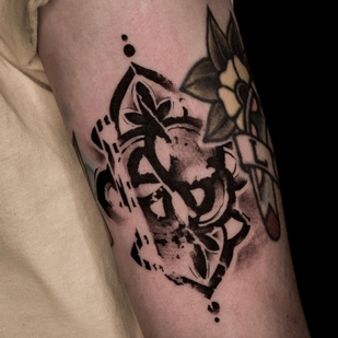 tatouage #63560 | Artiste tatoueur Anton Gluhih