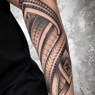 tatouage #50168 | Artiste tatoueur Svyatoslav Sinyashin