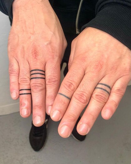 Idées de Tatouage # Artiste tatoueur crooked_gun