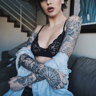 🔥 Photos sexy, portfolio de mannequin  #9385 Modèle de tatouage Samii Ryan