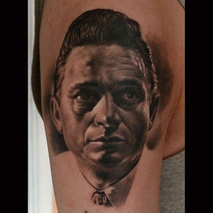 tatouage #8170 | Artiste tatoueur Den Yakovlev