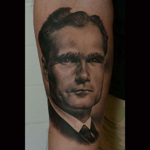 tatouage #8212 | Artiste tatoueur Den Yakovlev