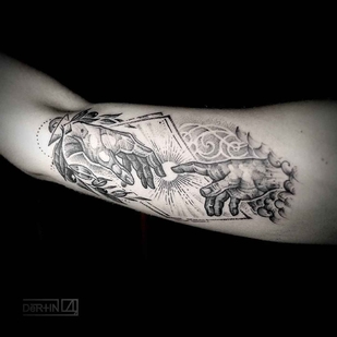 tatouage #8591 | Artiste tatoueur Anton Dertin