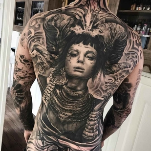 tatouage #17470 | Artiste tatoueur Mark Wosgerau