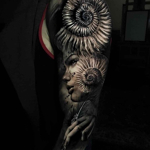 tatouage #17737 | Artiste tatoueur Jak Connolly