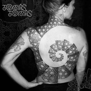 tatouage #18908 | Artiste tatoueur Tomas Tomas