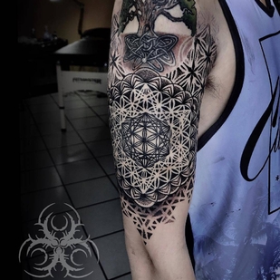 tatouage #29619 | Artiste tatoueur Byron