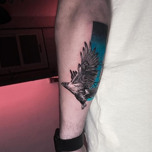 Homme Noir et Gris Micro-réalisme tatouage sur Avant-bras #39400 | Artiste tatoueur Kirill Antique