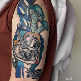 Femme Couleur Aquarelle tatouage sur Épaule #53634 | Artiste tatoueur Harey Snaut