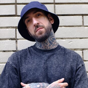 Artiste tatoueur Rasl Sparov
