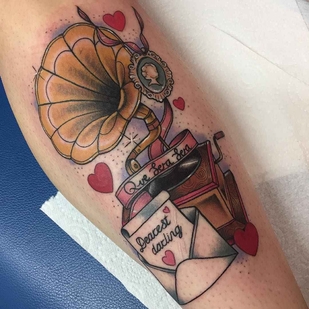 tatouage #10689 | Artiste tatoueur Lucy Blue