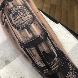 tatouage #39462 | Artiste tatoueur Lowri Elizabeth Rogers