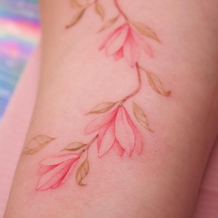 Femme Noir Fineline tatouage sur Avant-bras #54086 | Artiste tatoueur Anastasiya Kovyazina