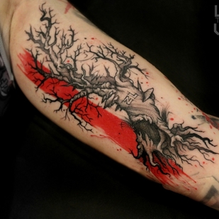 Femme Couleur Trash Polka tatouage sur Manche #67848 | Artiste tatoueur Ioann Leo ( LEO-VAN )