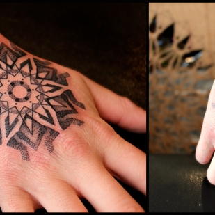 Homme Noir Géométrique tatouage #68006 | Artiste tatoueur Ioann Leo ( LEO-VAN )