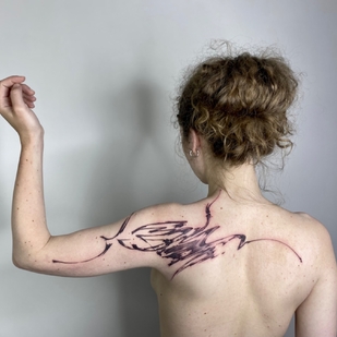 Femme Couleur Abstrait tatouage sur Dos #68021 | Artiste tatoueur Mary Nepostaeva