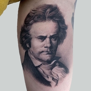 tatouage #40118 | Artiste tatoueur Denis Tidan Torikashvili