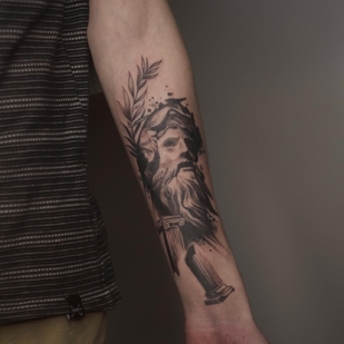 tatouage #69461 | Artiste tatoueur Maxim zaycev_ink