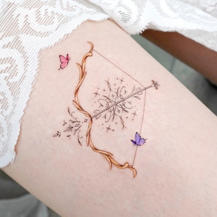 Femme Couleur Bijoux tatouage sur Jambe #55599 | Artiste tatoueur Solar