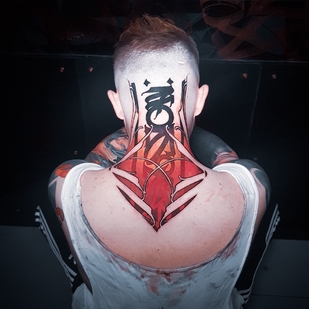 Homme Couleur Lettrage tatouage sur Cou #55695 | Artiste tatoueur Igor Klimin