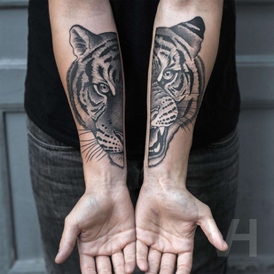 tatouage #22060 | Artiste tatoueur Valentin Hirsch
