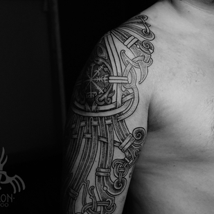 tatouage #55957 | Artiste tatoueur Mari Movgan