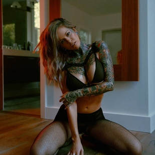 🔥 Photos sexy, portfolio de mannequin  #24463 Modèle de tatouage Madelyn Lance