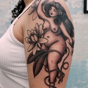 tatouage #42248 | Artiste tatoueur Yara Floresta