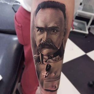 tatouage #3651 | Artiste tatoueur Andrzej Niuniek Misztal