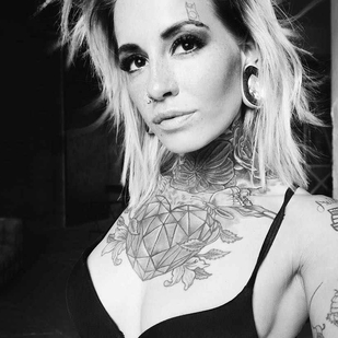 🔥 Photos sexy, portfolio de mannequin  #3229 Modèle de tatouage Bantik Boy