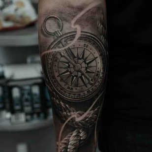 tatouage #4133 | Artiste tatoueur Dmitriy Samohin