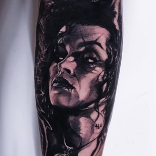 tatouage #32771 | Artiste tatoueur Hollie Pryce-Jones