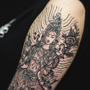 tatouage #33212 | Artiste tatoueur Maxim Ogarev