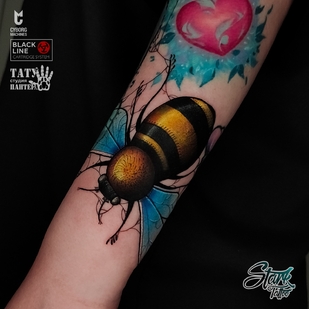 Femme  Néo-traditionnel tatouage #74514 | Artiste tatoueur Yaroslav Stark