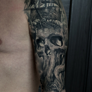 tatouage #38322 | Artiste tatoueur Alexander Suvorov