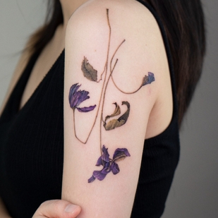 Femme Couleur Aquarelle tatouage sur Épaule #60958 | Artiste tatoueur Pokhy