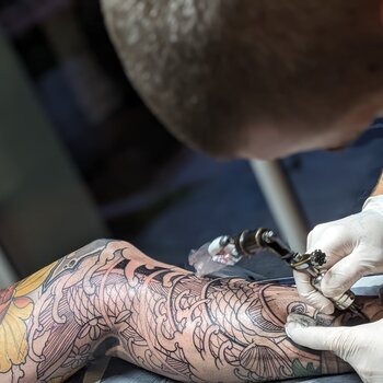 Artiste tatoueur Morgan Ezor 