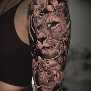 tatouage #75923 | Artiste tatoueur Sasha Hugo