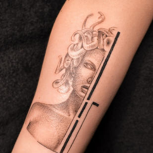 tatouage #77591 | Artiste tatoueur Lyubov Karmanova