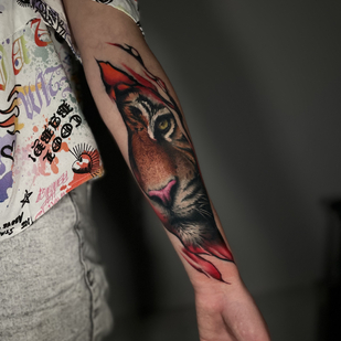 tatouage #79166 | Artiste tatoueur Maxim Tyatin