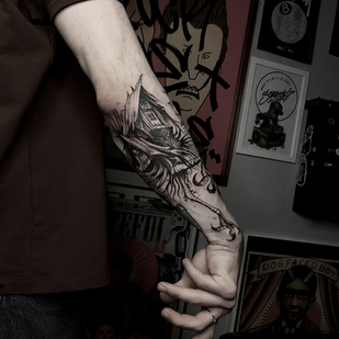 Homme Noir Graphique tatouage sur Avant-bras #81241 | Artiste tatoueur Maxim zaycev_ink