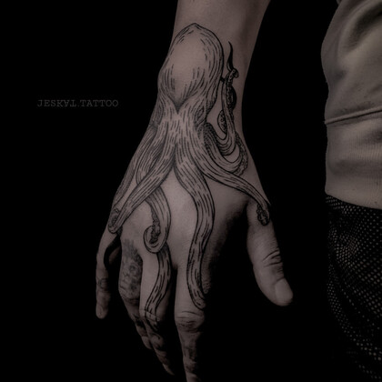 Idées de Tatouage # Artiste tatoueur Anton Kurochkin