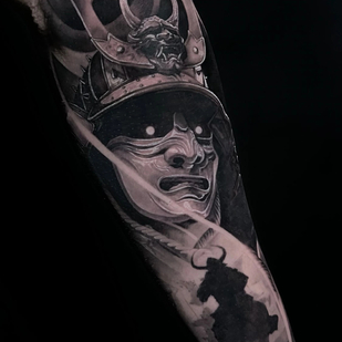 Homme Noir Réalisme tatouage sur Avant-bras #82637 | Artiste tatoueur Aleksey Shitov