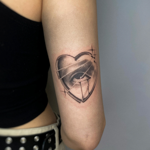 tatouage #83096 | Artiste tatoueur Kseniya Artemova