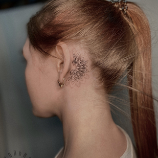 Femme Noir Ornemental tatouage sur Tête #83171 | Artiste tatoueur Ekaterina Maximova