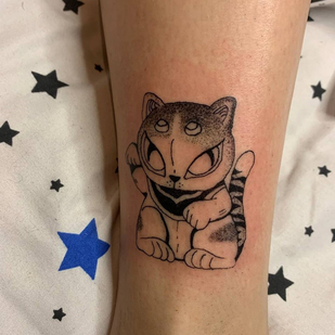 Femme Noir  tatouage sur Jambe #83405 | Artiste tatoueur Daniil Kyurshev