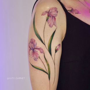 Femme Couleur  tatouage sur Épaule #83459 | Artiste tatoueur Ekaterina Garnet / Katy Garnet