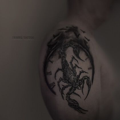 Idées de Tatouage # Artiste tatoueur Anton Kurochkin