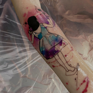 Femme Couleur Aquarelle tatouage sur Avant-bras #88191 | Artiste tatoueur PINKA